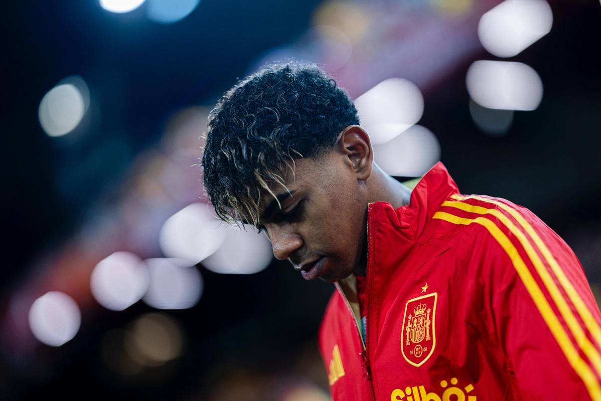 世体：沙特方面确认，明年夏天才会和莱万、吕迪格等谈转会（世体：沙特确认，明夏才与莱万、吕迪格等商谈转会）