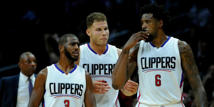 博洛尼亚vs克雷莫内塞：奥尔索利尼、胡安-米兰达首发，瓦尔迪、奥代罗出战（博洛尼亚对阵克雷莫内塞：奥尔索利尼、胡安-米兰达首发，瓦尔迪与奥代罗登场）