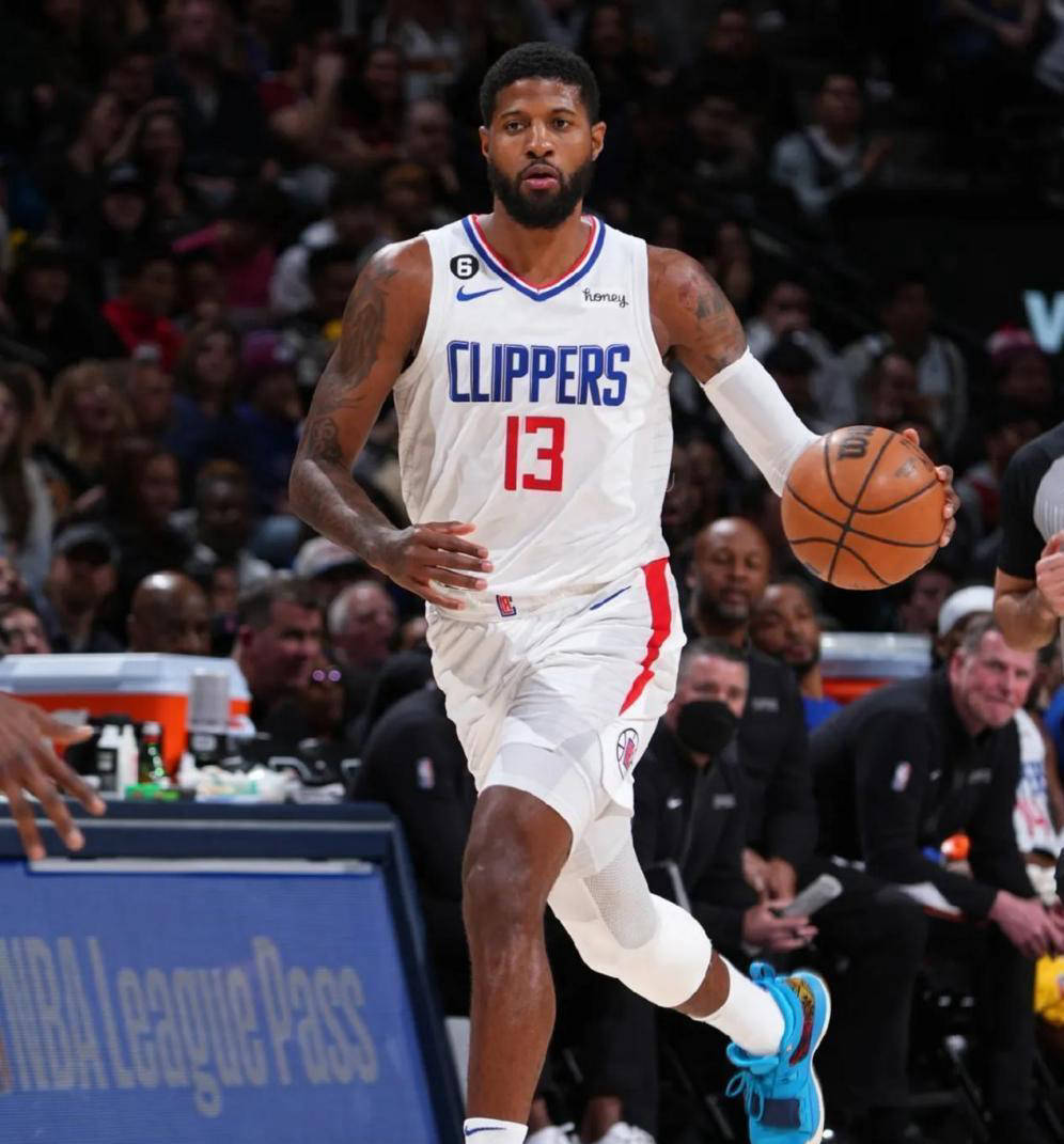 罗马vs那不勒斯：洛伦佐-佩莱格里尼、克里斯坦特首发，麦克托米奈、霍伊伦出战（罗马对阵那不勒斯：洛伦佐-佩莱格里尼、克里斯坦特先发，麦克托米奈与霍伊伦登场）