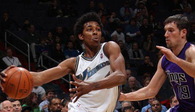 记者：佛罗伦萨已经决定解雇皮奥利，但帕拉迪诺不会回归（据记者报道，佛罗伦萨已决定解雇皮奥利，帕拉迪诺不会回归）