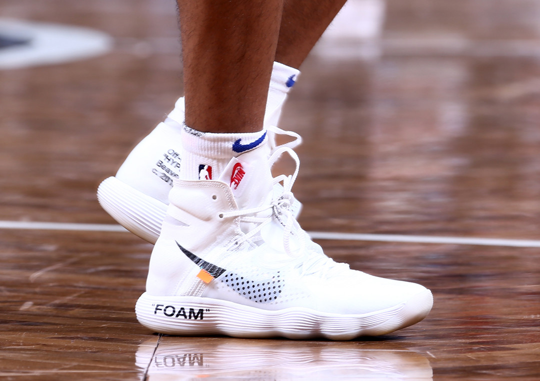 Veritas学院57-79不敌橡树山学院，张博源砍下18分9篮板（橡树山学院79-57击败Veritas学院，张博源贡献18分9篮板）